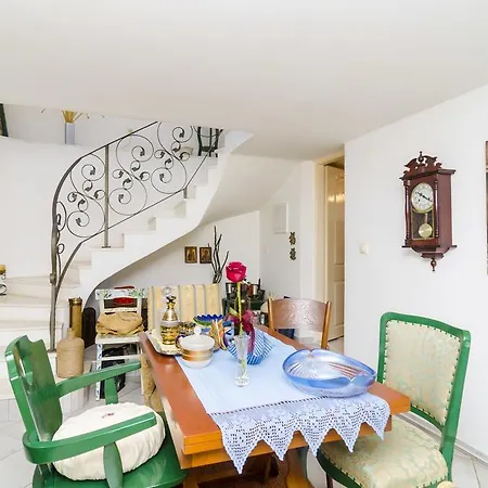 Holiday Belavue Ferienhaus Ivanica